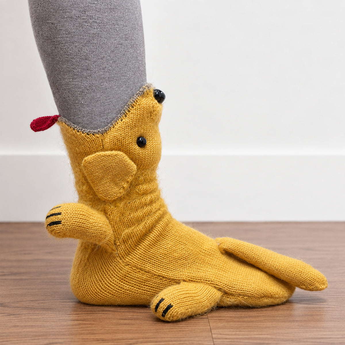 3D Golden Retriever Knit Socks – Funny Animal Novelty Socks