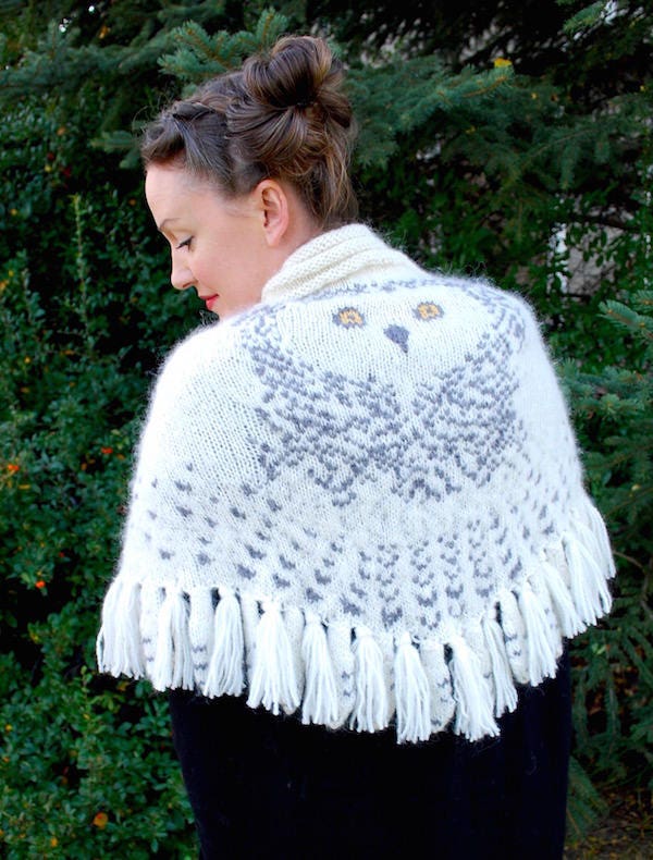 Snowy Owl Wing Shawl – Knitted Scarf with Feather Fringe